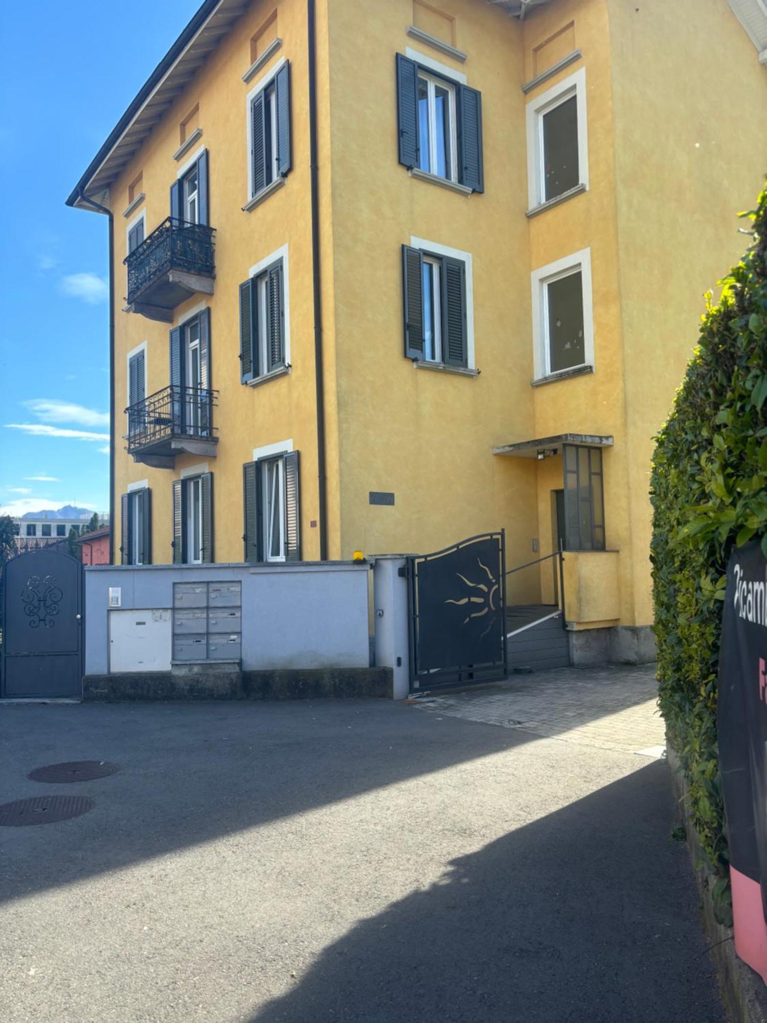 Small Apartments In Lamone Екстериор снимка